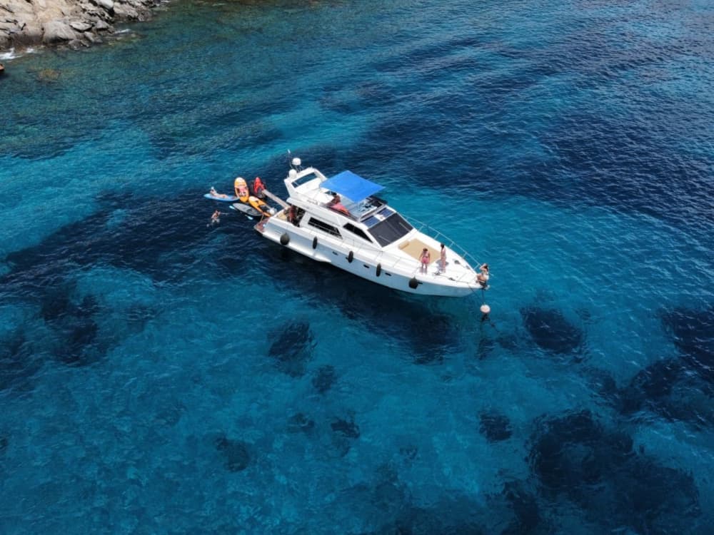 Delos & Rhenea Half Day – Culture, Coves & Escape