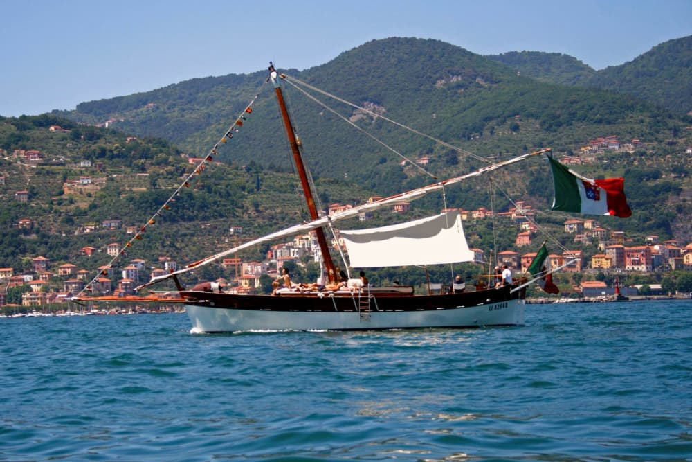 Journée complète de voile à bord d'un voilier à La Spezia