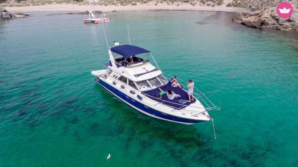 Fuga di mezza giornata: naviga verso spiagge appartate