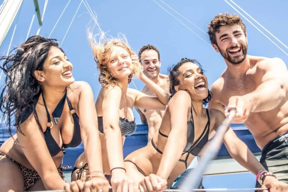 Full-Day Tour: Discover the Adriatic Coast from Rimini to San Bartolo Natural Park