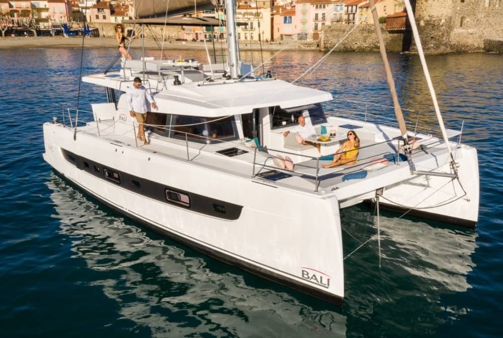 Catamaran Tour of the Lavezzi Islands