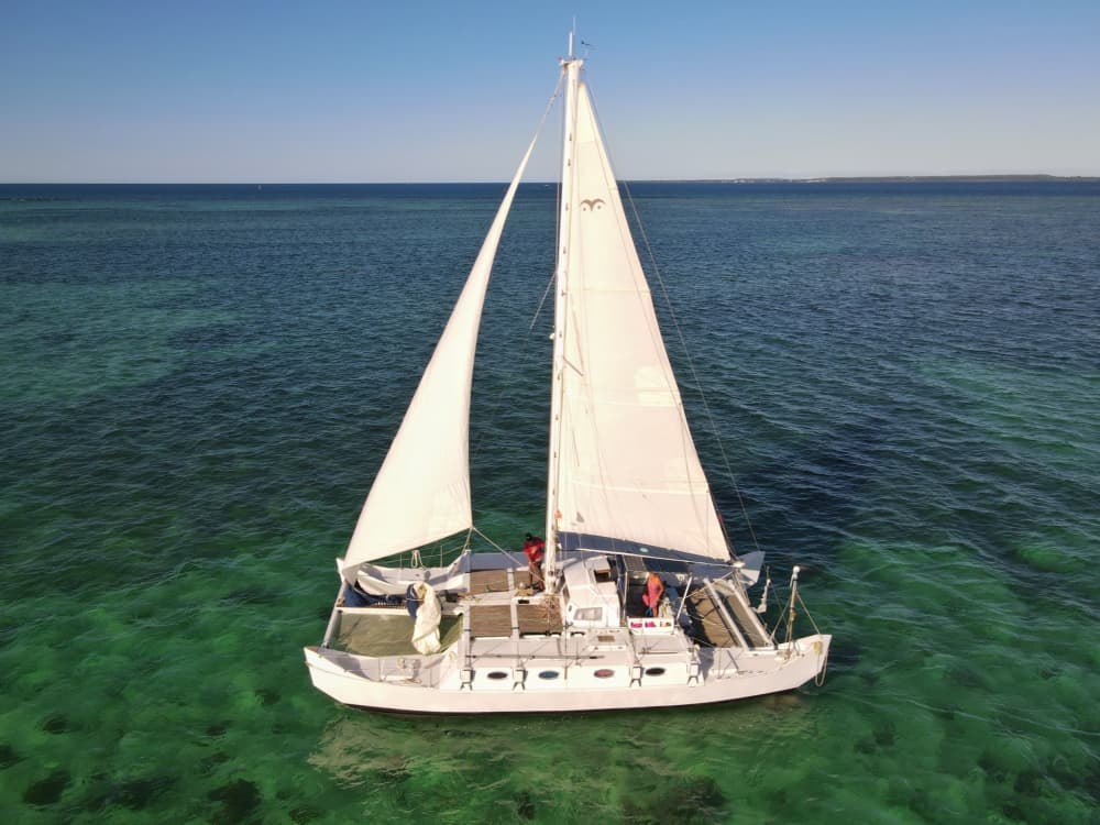 Excursion privée de 9 heures en voilier à Port-Louis
