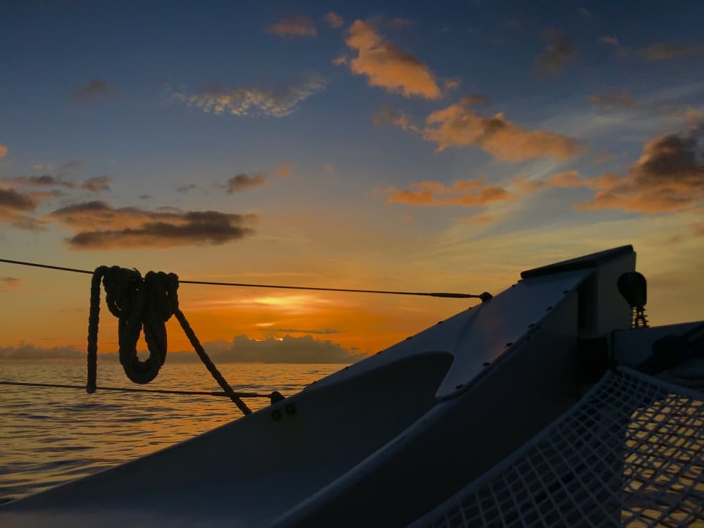 Excursion privée de 9 heures en voilier à Port-Louis