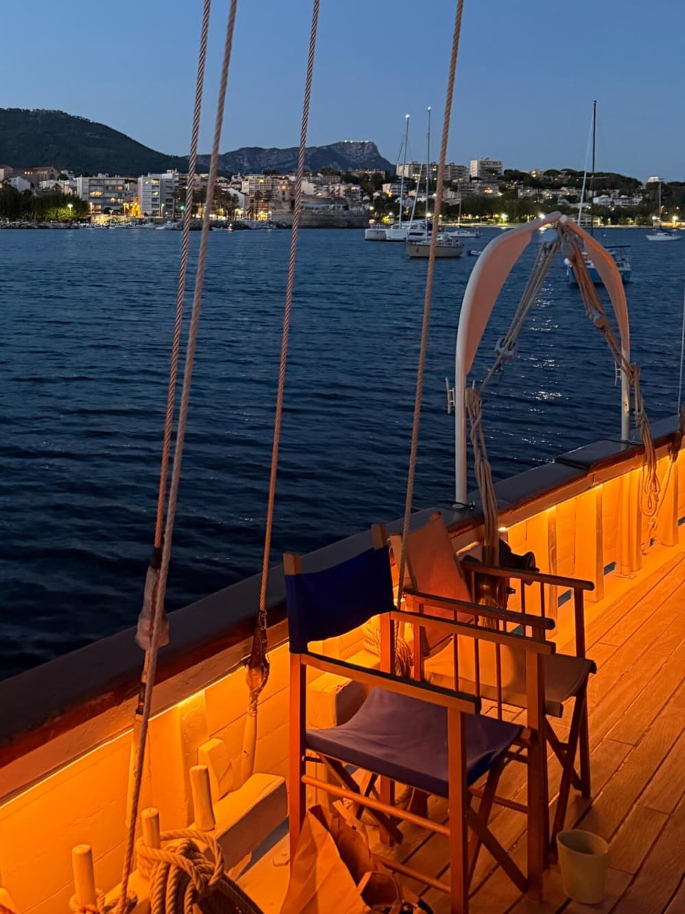 Le rythme de Toulon : des moments inoubliables sur un voilier