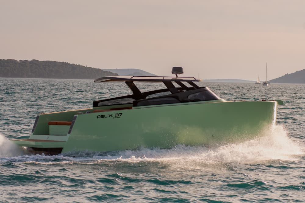 Ιδιωτική περιπέτεια στο Τρογκίρ και στη Γαλάζια Λιμνοθάλασσα από το Σπλιτ