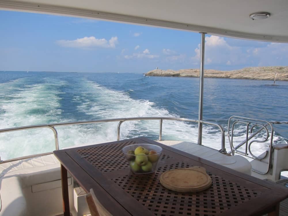 Sofistikering till sjöss: Upptäck Göteborg på en lyxig motoryacht