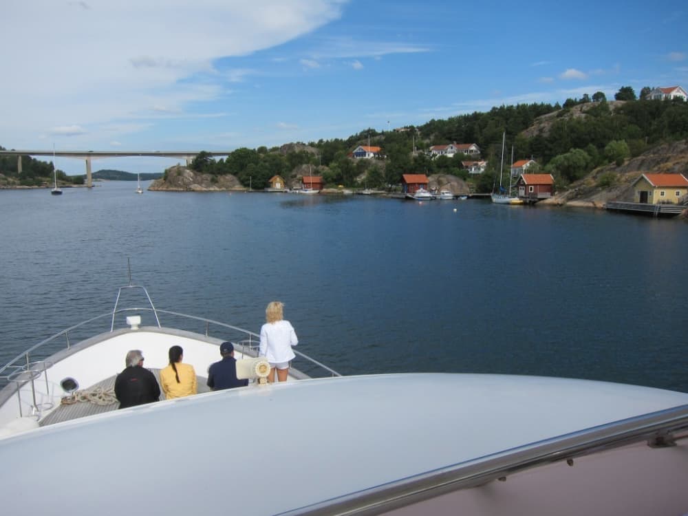 Sofistikering till sjöss: Upptäck Göteborg på en lyxig motoryacht