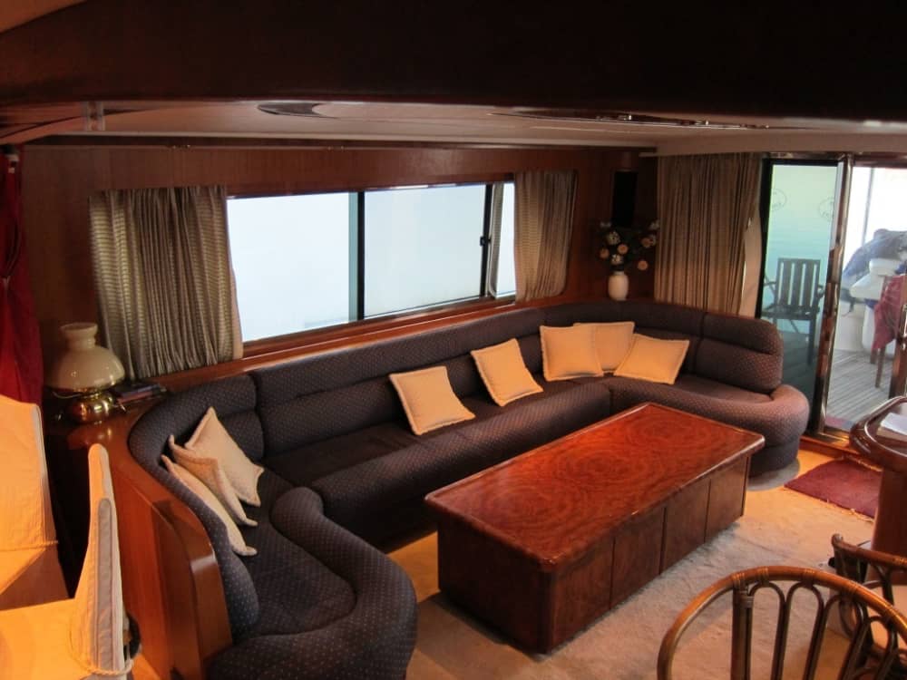 Sofistikering till sjöss: Upptäck Göteborg på en lyxig motoryacht