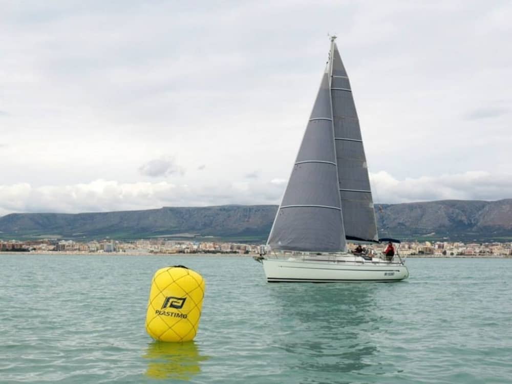 Un giorno alla scoperta di Vieste: la vera Dolce Vita in barca a vela