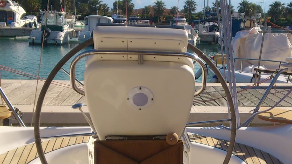 Un giorno alla scoperta di Vieste: la vera Dolce Vita in barca a vela