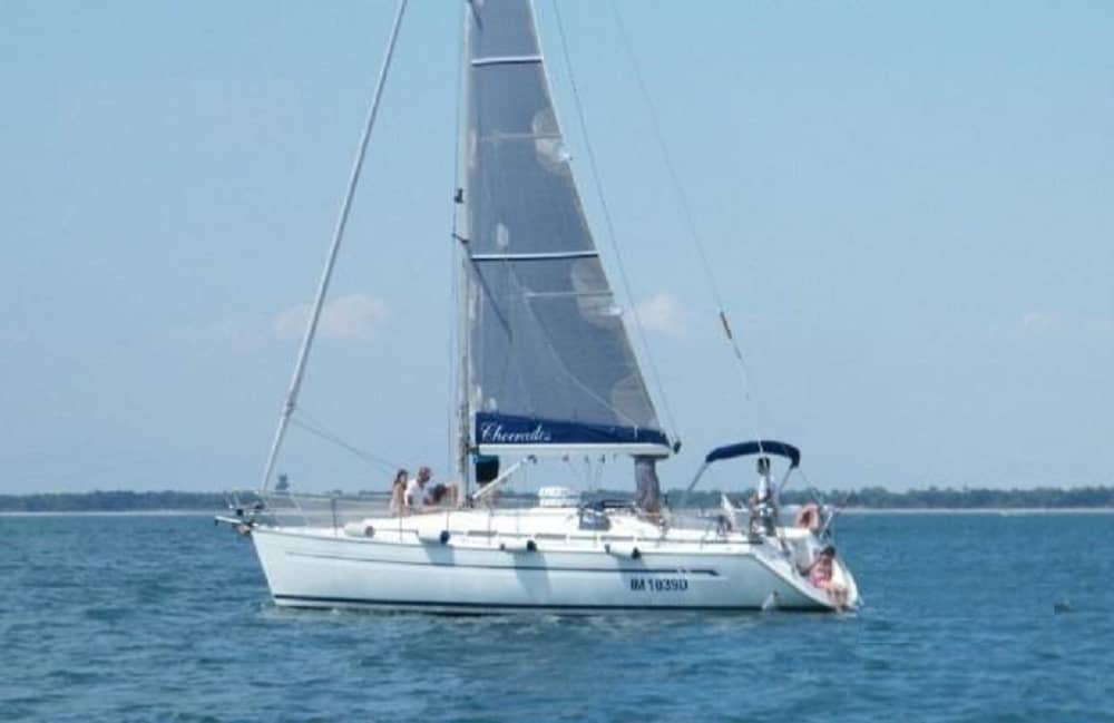 Un giorno alla scoperta di Vieste: la vera Dolce Vita in barca a vela