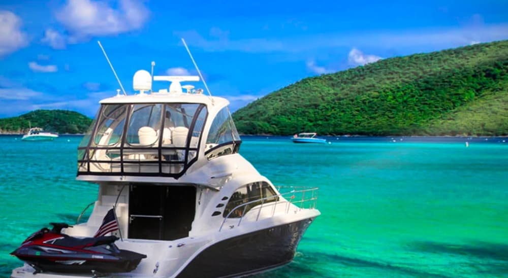 Das Beste von Nassau findet auf dem Wasser statt: Ihr privater Ganztagesausflug mit einem Motorboot