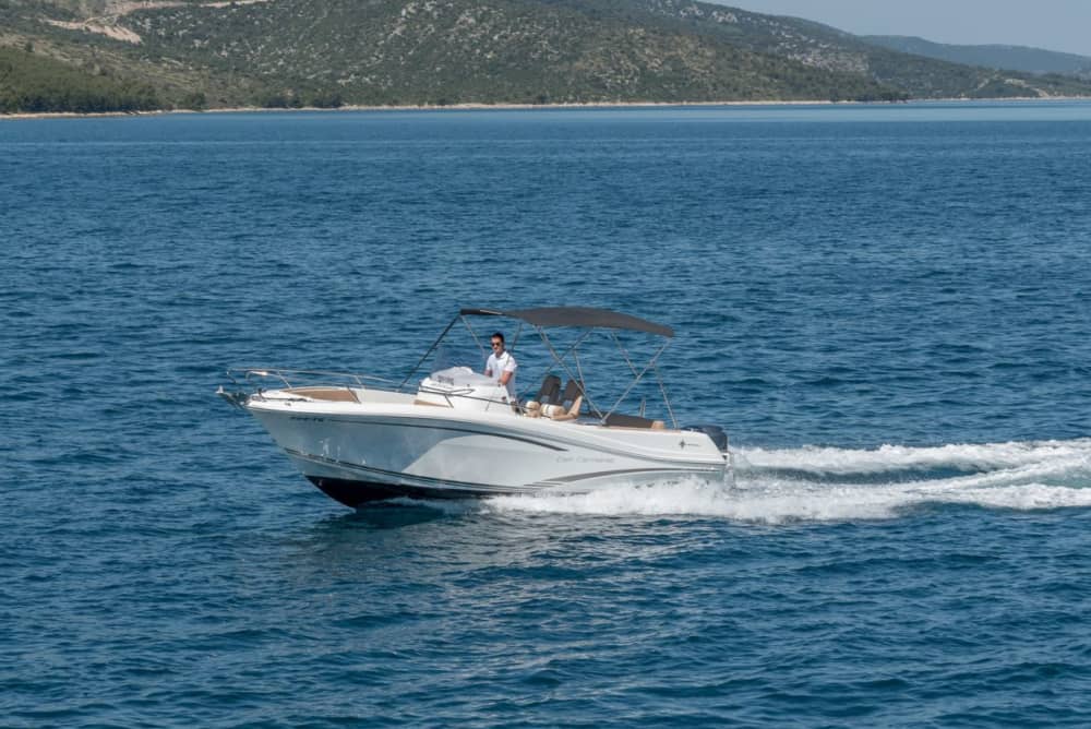Speedboat experience | Blue Cave, Hvar & Vis tour