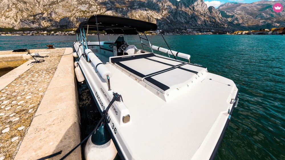 Gruta Azul, Hvar e Vis – Passeio exclusivo de lancha rápida de 11 horas saindo de Split