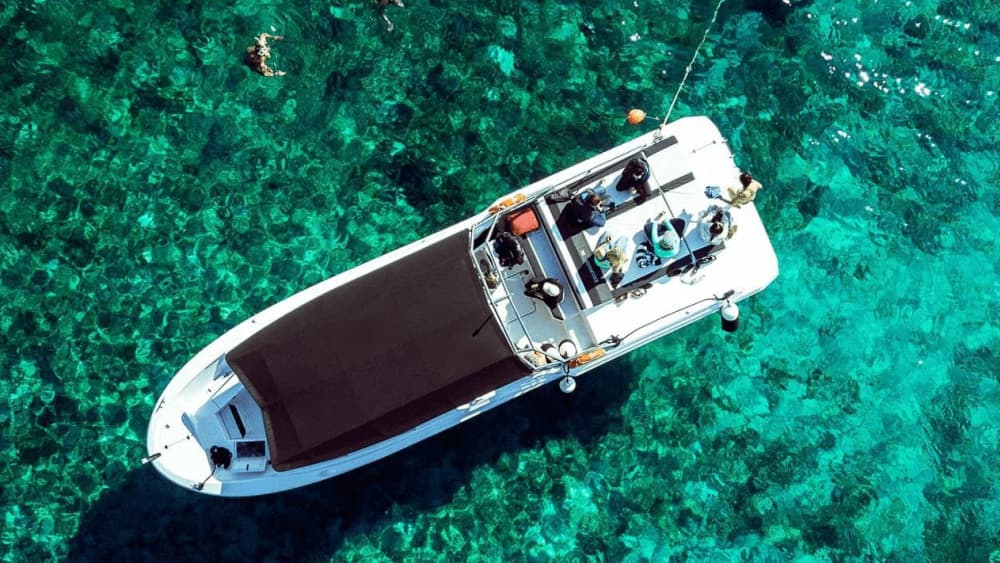 Gruta Azul, Hvar e Vis – Passeio exclusivo de lancha rápida de 11 horas saindo de Split