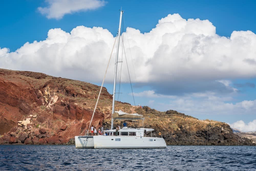 Całodniowy rejs żeglarski na Santorini