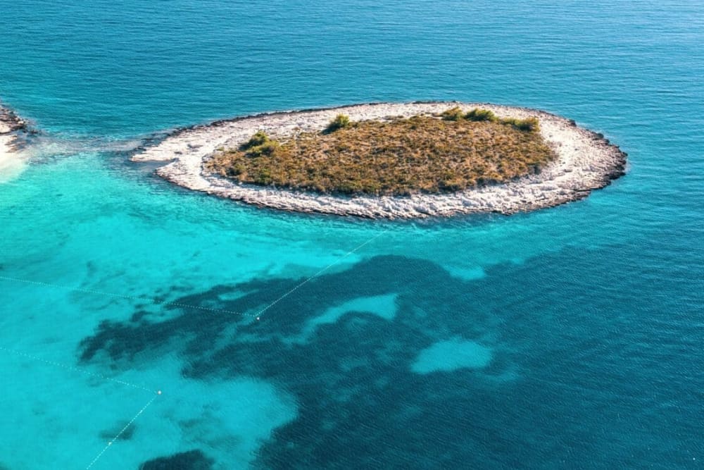 Słońce, morze i sekrety – Twoja prywatna podróż na Hvar i Wyspy Pakleni