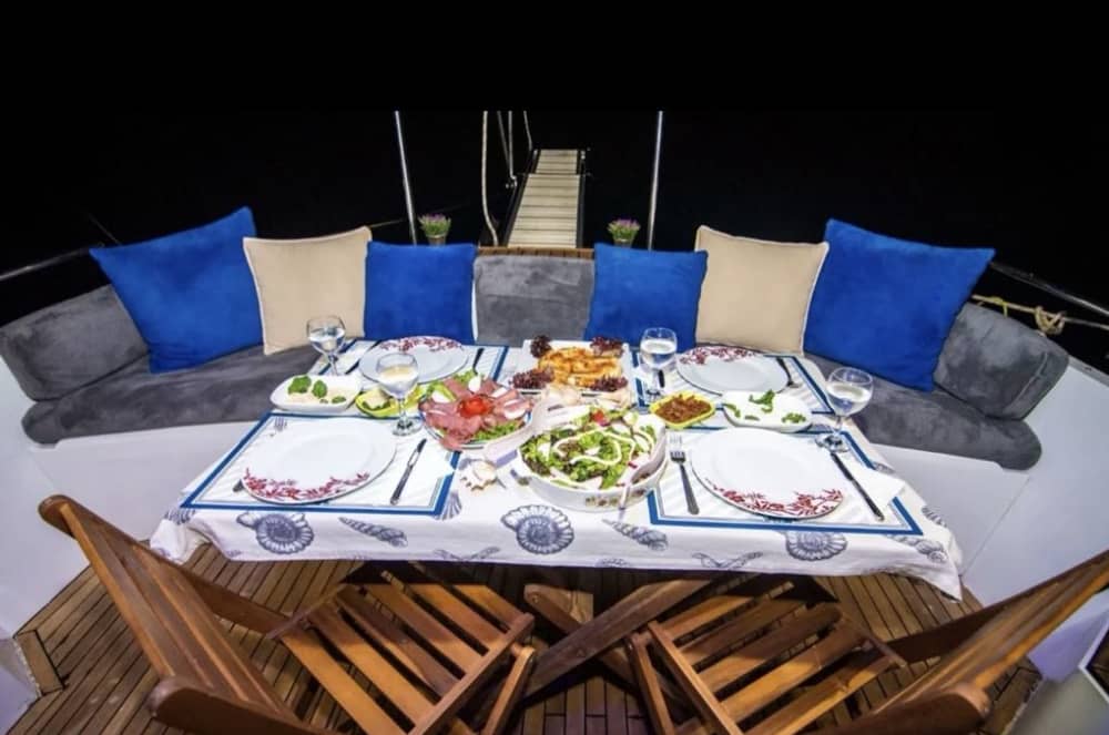 Tour mattutino: una fuga di 5 ore nei paradisi costieri nascosti