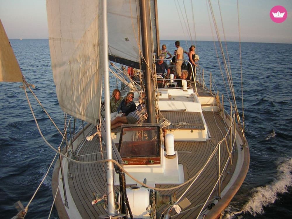 Sortie Voile Demi-Journée au départ de Carnon (Bateau privatisé avec skipper)