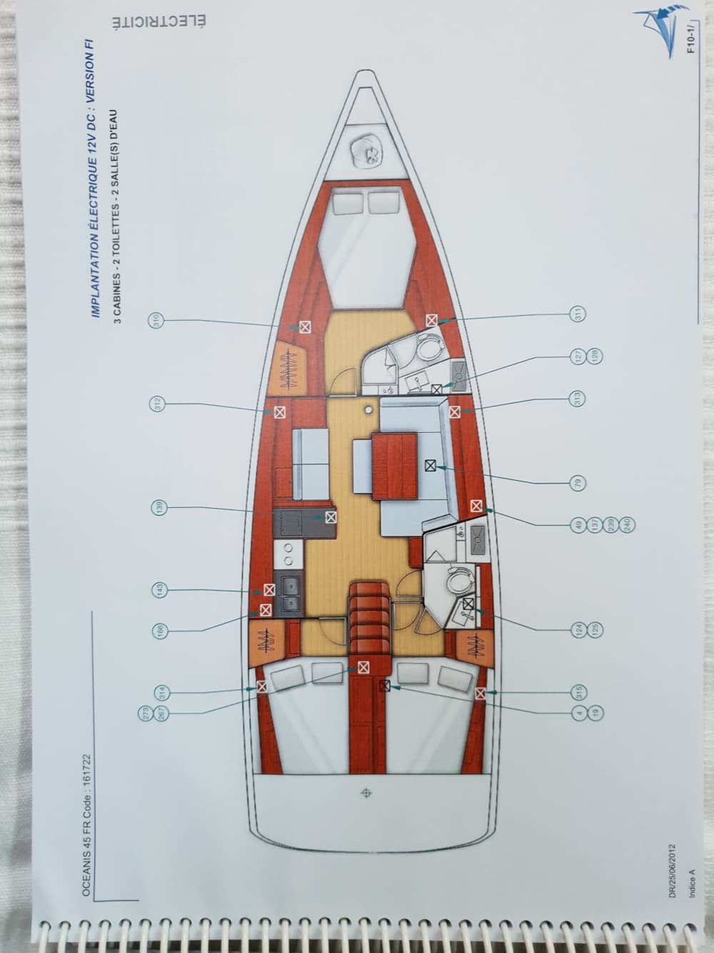 Το πνεύμα της θάλασσας: Ζήστε τη μαγεία του Cavalaire-sur-Mer όλη μέρα με αυτό το Beneteau Oceanis 45 Elegance