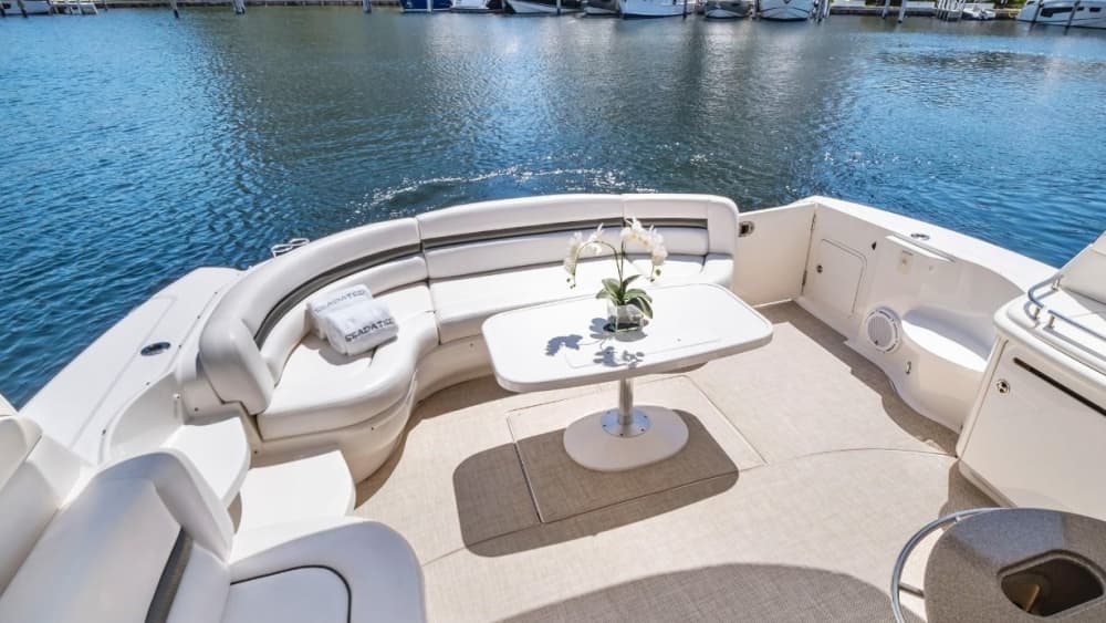 Half-Day Yacht Tour to Isla Mujeres: Sea, Sun & Style