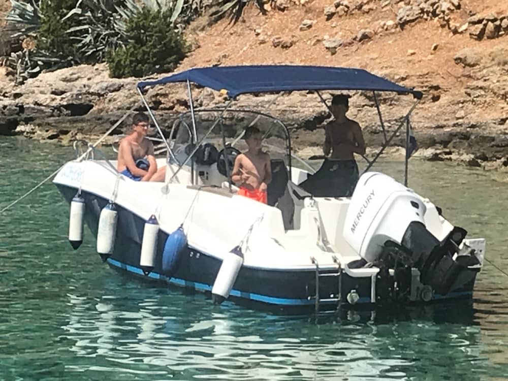 Enjoy the sun on a boat trip in Split