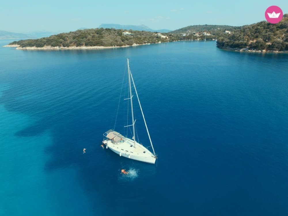 Golden Hour Getaway: 4-Hour Sunset Cruise from Nydri
