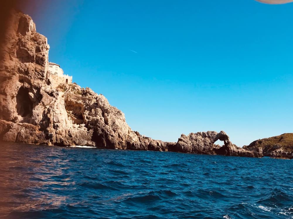 6 timmar sol och turkost vatten runt Santa Ponsa