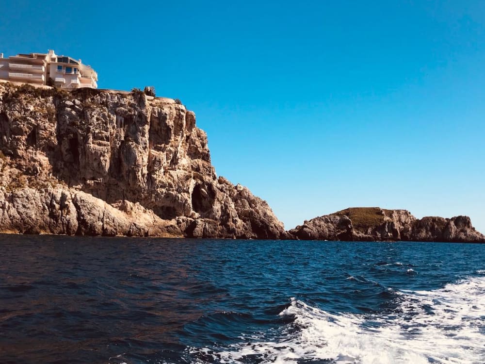 6 timmar sol och turkost vatten runt Santa Ponsa