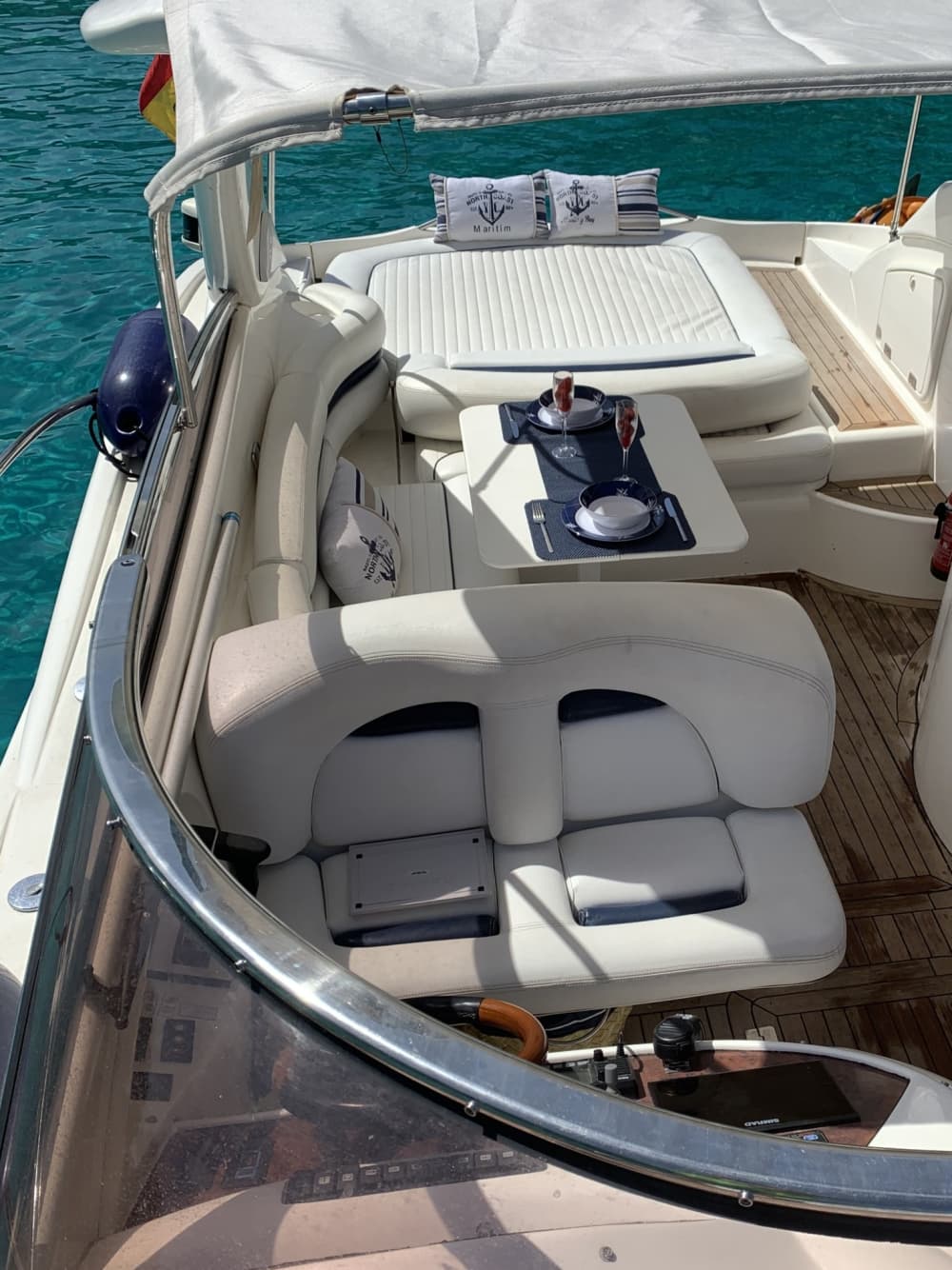 6 timmar sol och turkost vatten runt Santa Ponsa