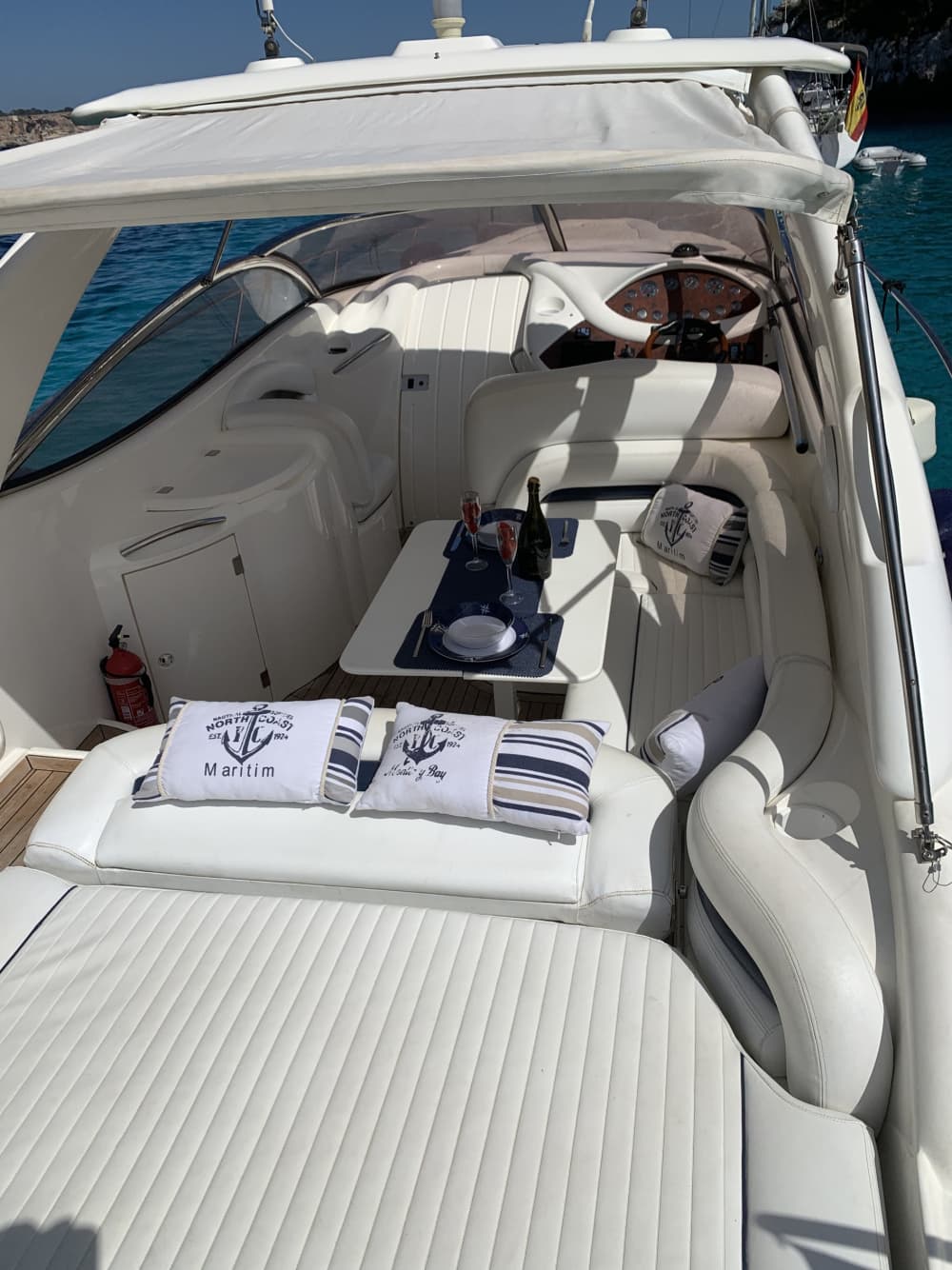 6 timmar sol och turkost vatten runt Santa Ponsa