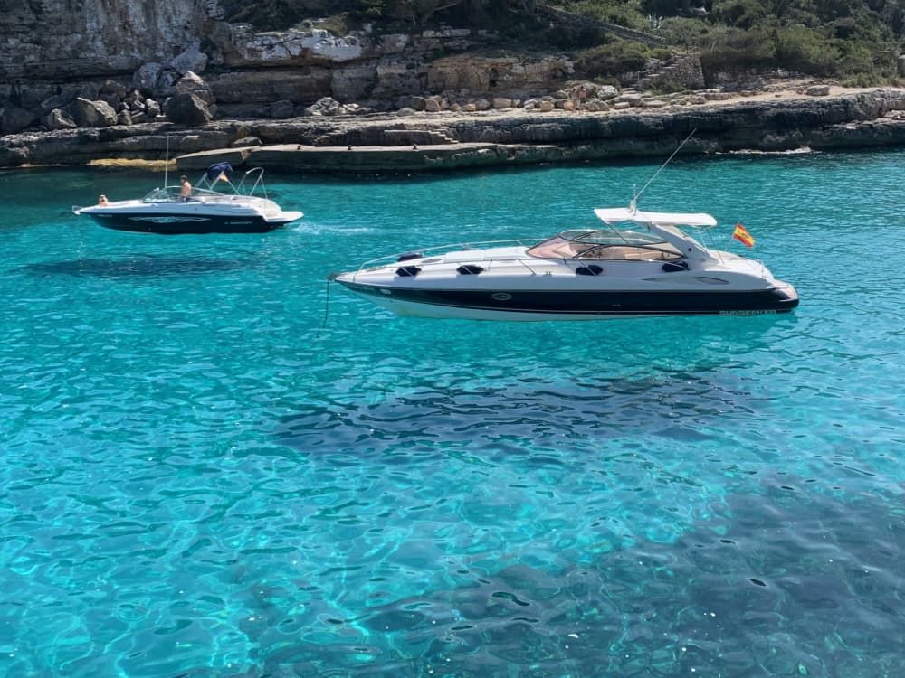 6 timmar sol och turkost vatten runt Santa Ponsa