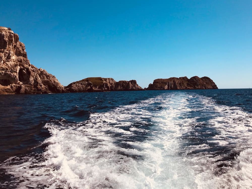 6 timmar sol och turkost vatten runt Santa Ponsa