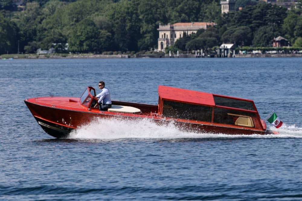 Comer See: 2-stündige private Bootsfahrt auf einem venezianischen Boot