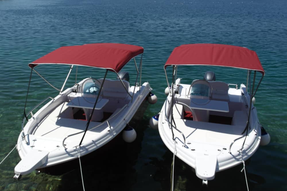 Profitez de 11 heures de bateau à moteur pour explorer Šimuni