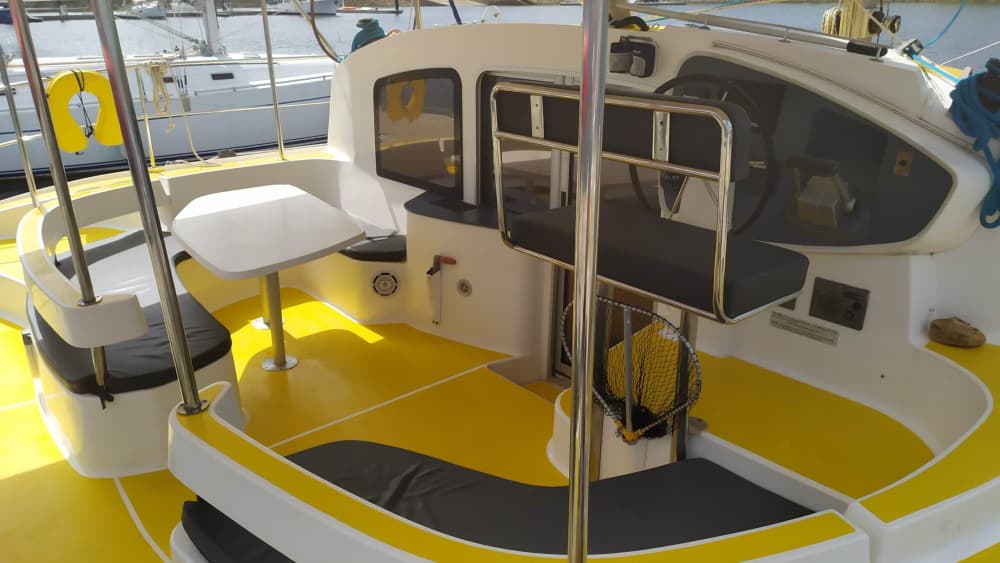 Profitez d'une journée en mer à Krabi à bord d'un catamaran