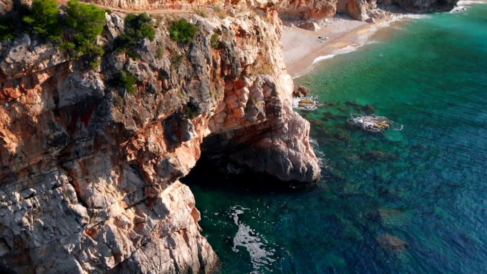 Prywatna wycieczka łodzią motorową do Błękitnej Jaskini i wyspy Hvar (Paklenjaci).