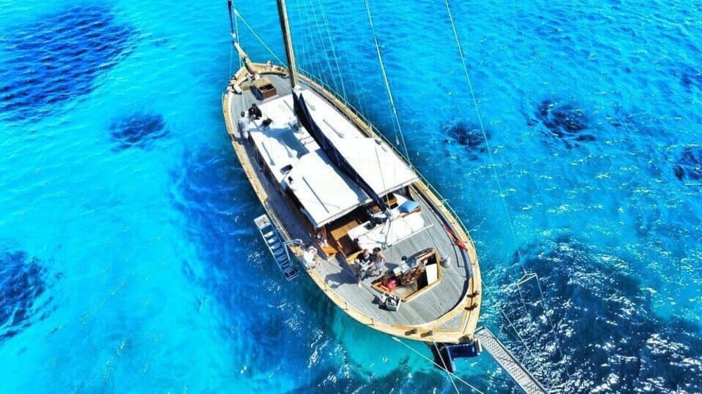 Luxe opnieuw gedefinieerd op Ibiza: een onvergetelijke dag op een gulet.