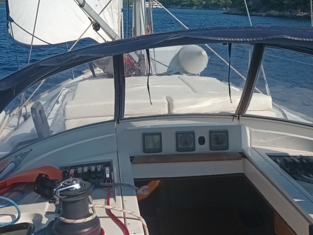 Set your course for joy: A full day of authentic sailing in Split on a sailboat
