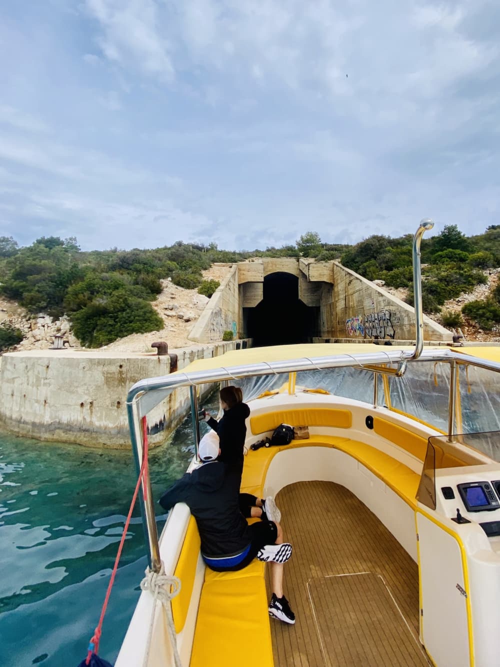 Abendliche Bootsfahrt von Bol bei Sonnenuntergang