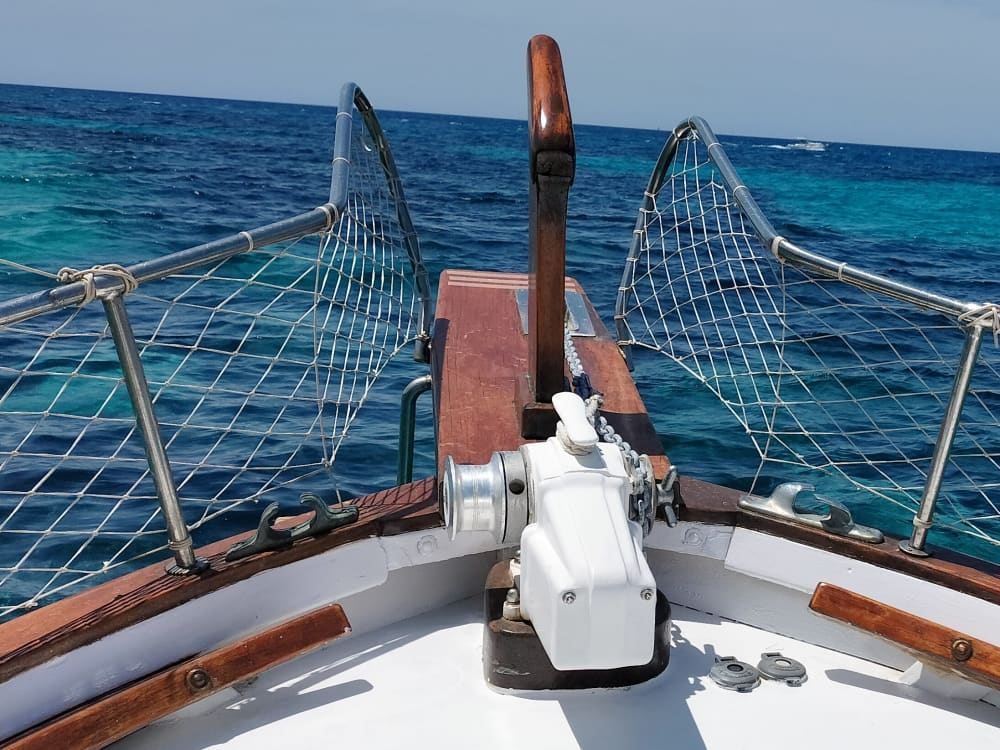 Descubra a Baía de Palma a bordo de um clássico Llaüt de madeira.