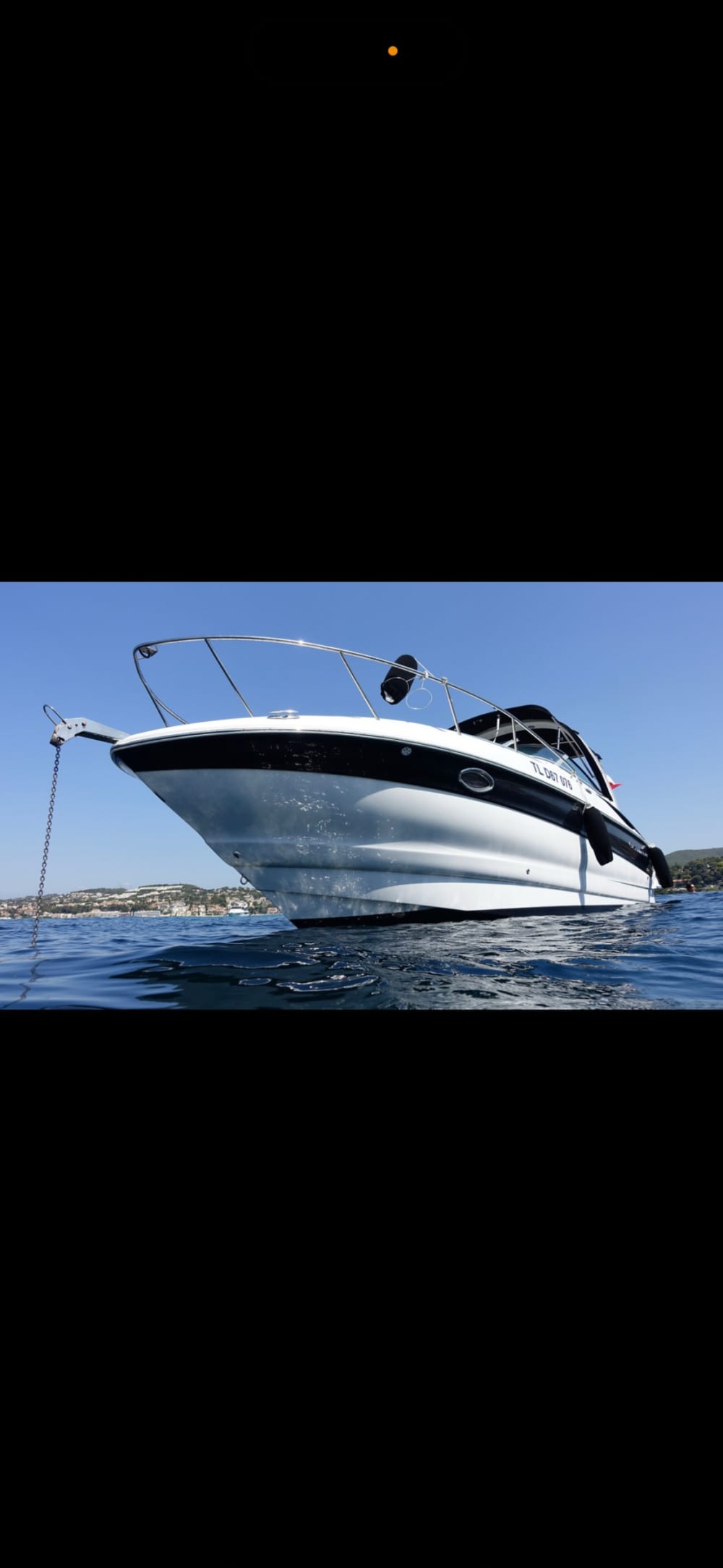 Profitez d'une excursion de 8h30 en bateau à moteur pour explorer Six-Fours-les-Plages.