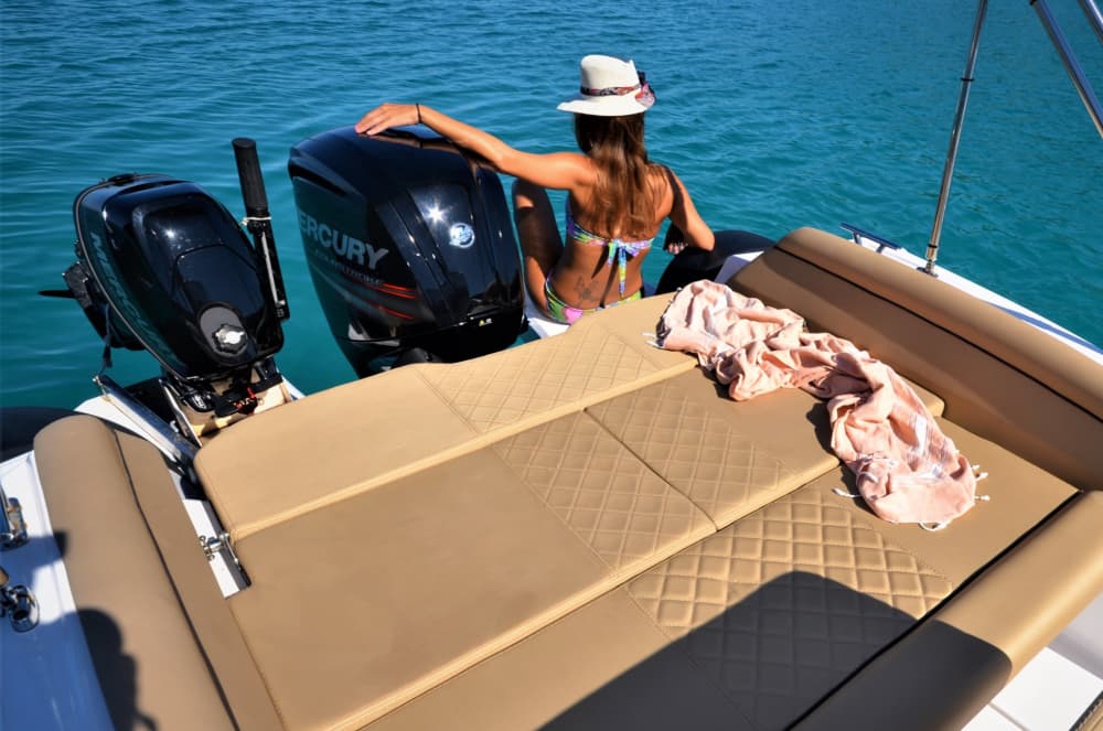 White, blue, and divine: A full day on a motorboat