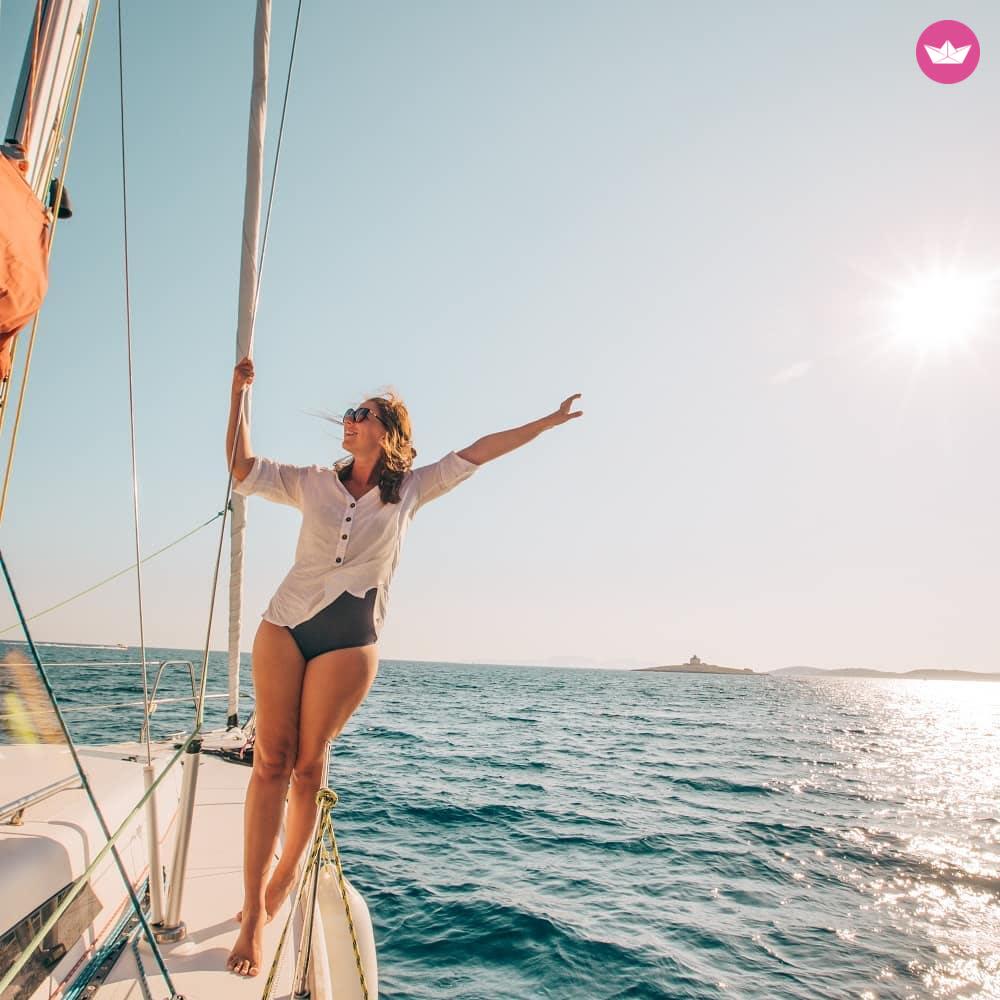 Barcellona in barca a vela: una giornata di felicità marittima e divertimento con i nostri paddle surf