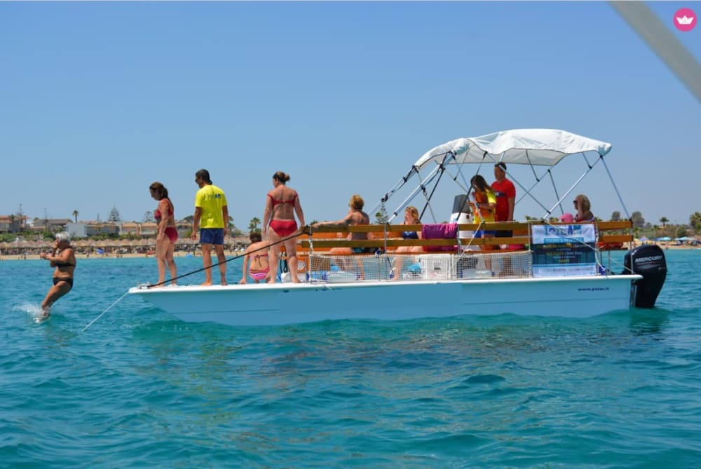 Ontdek Marina di Avola tijdens een zeiltocht van een hele dag.