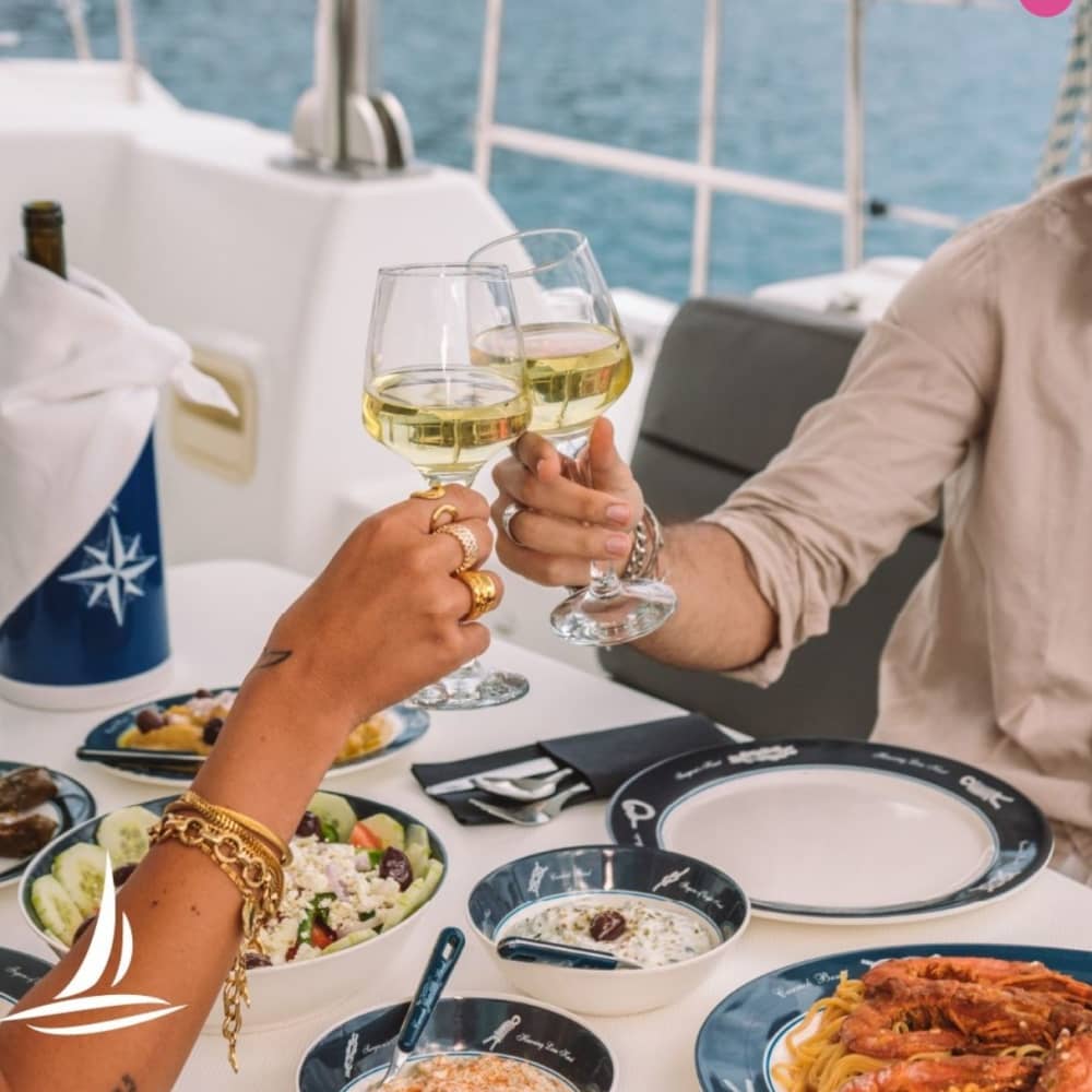 Full Day Santorini Luxury Cruise — Volcano, Hot Springs & Iconic Beaches