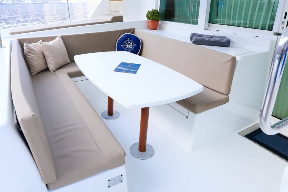 Full Day Santorini Luxury Cruise — Volcano, Hot Springs & Iconic Beaches