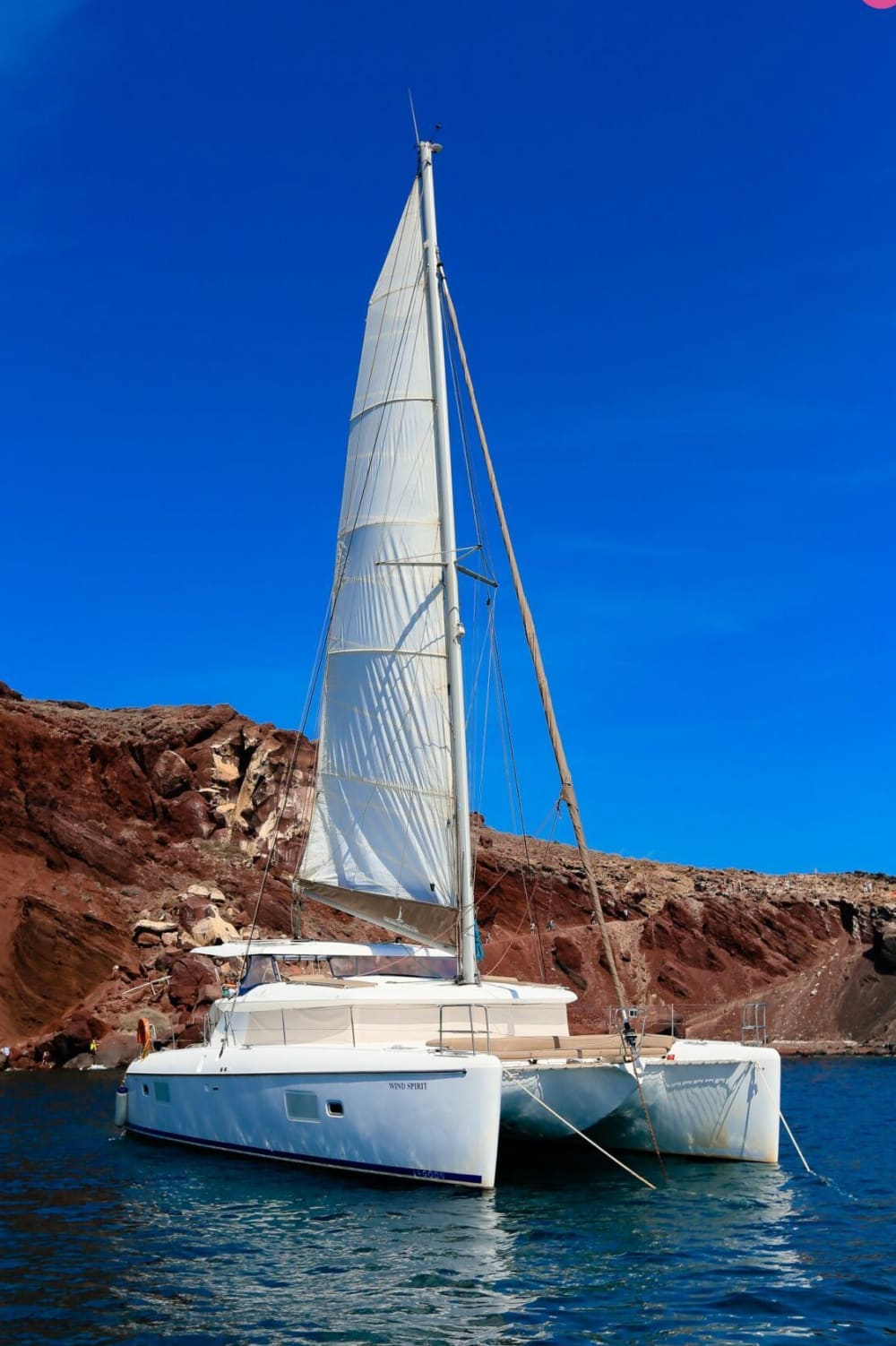 Full Day Santorini Luxury Cruise — Volcano, Hot Springs & Iconic Beaches