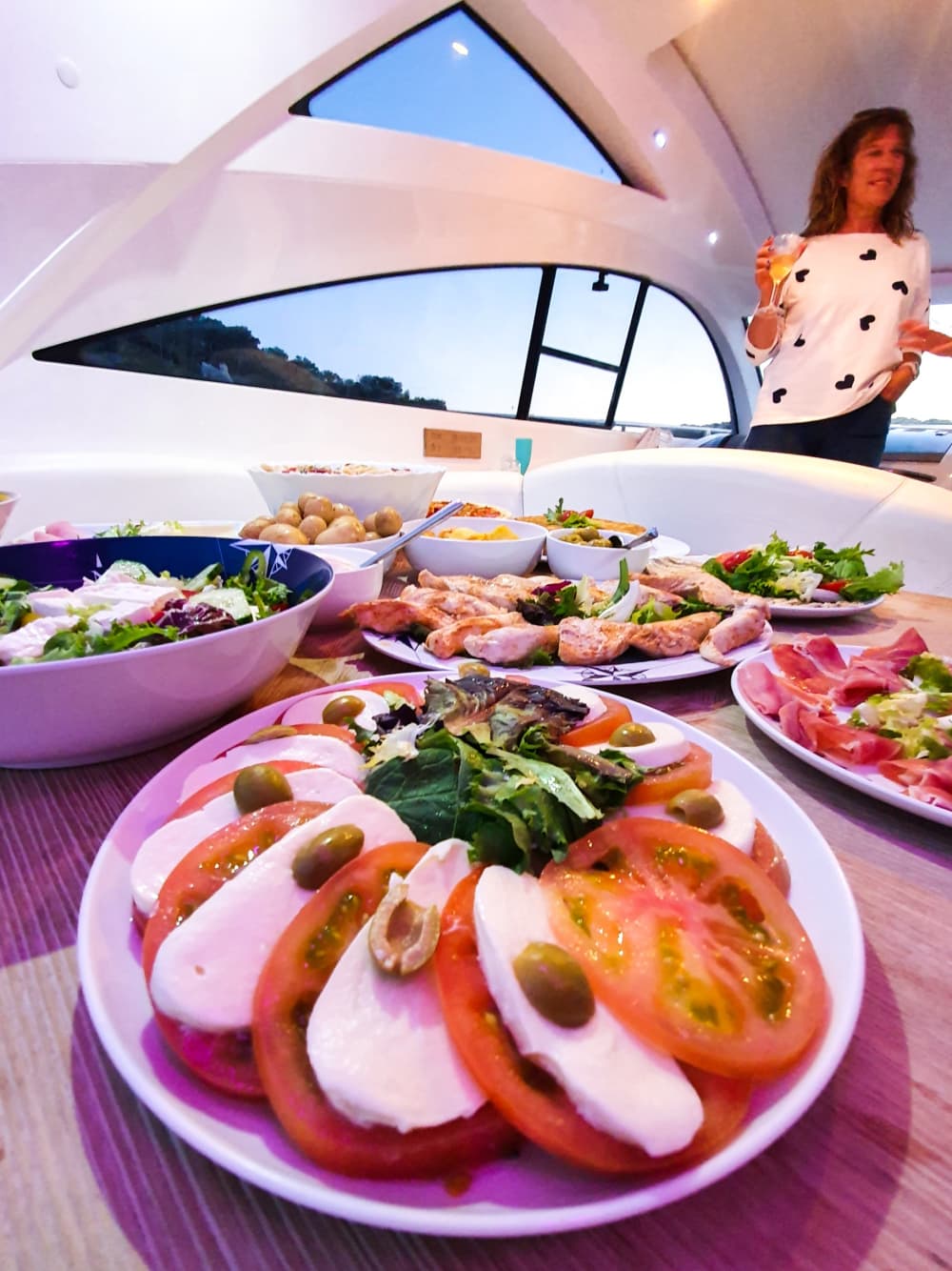 Détendez-vous sur un bateau à moteur à Cala d'Or pendant 3h30.