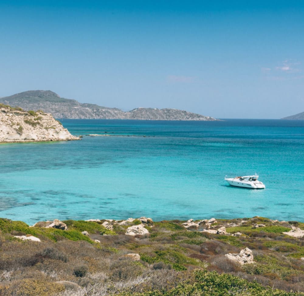 Medio día de felicidad en el Egeo: nadar y relajarse en la isla Gyali